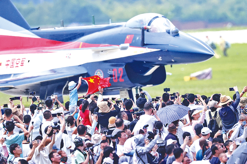 大鸡巴操女人逼一级片视频长春航空展迎来首个公众日